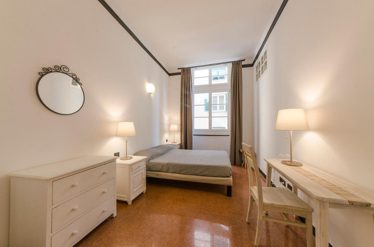Ferienwohnung Aquarium 1'Minute! Free Wifi & Netflix "Casa Ripamaris Agnello" - Genova, Centro Storico By Tilo Exterior foto